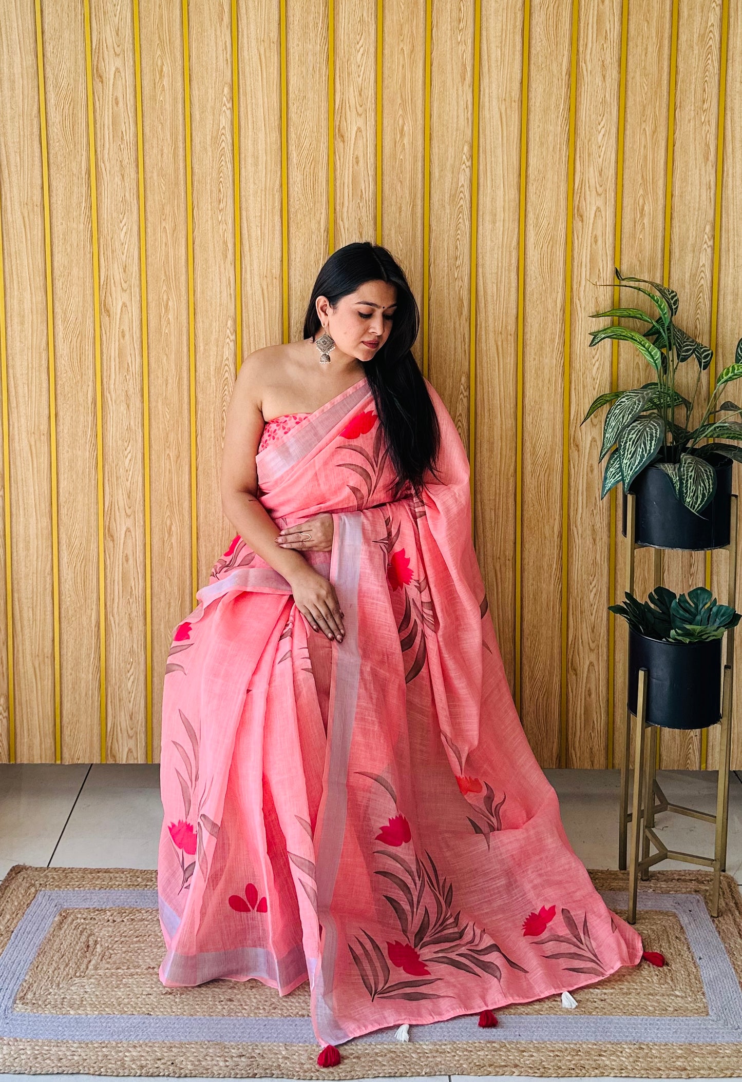 Peach Namrata Soft Linen Cotton Digital Print Sarees With Batik Print With Silver Border
