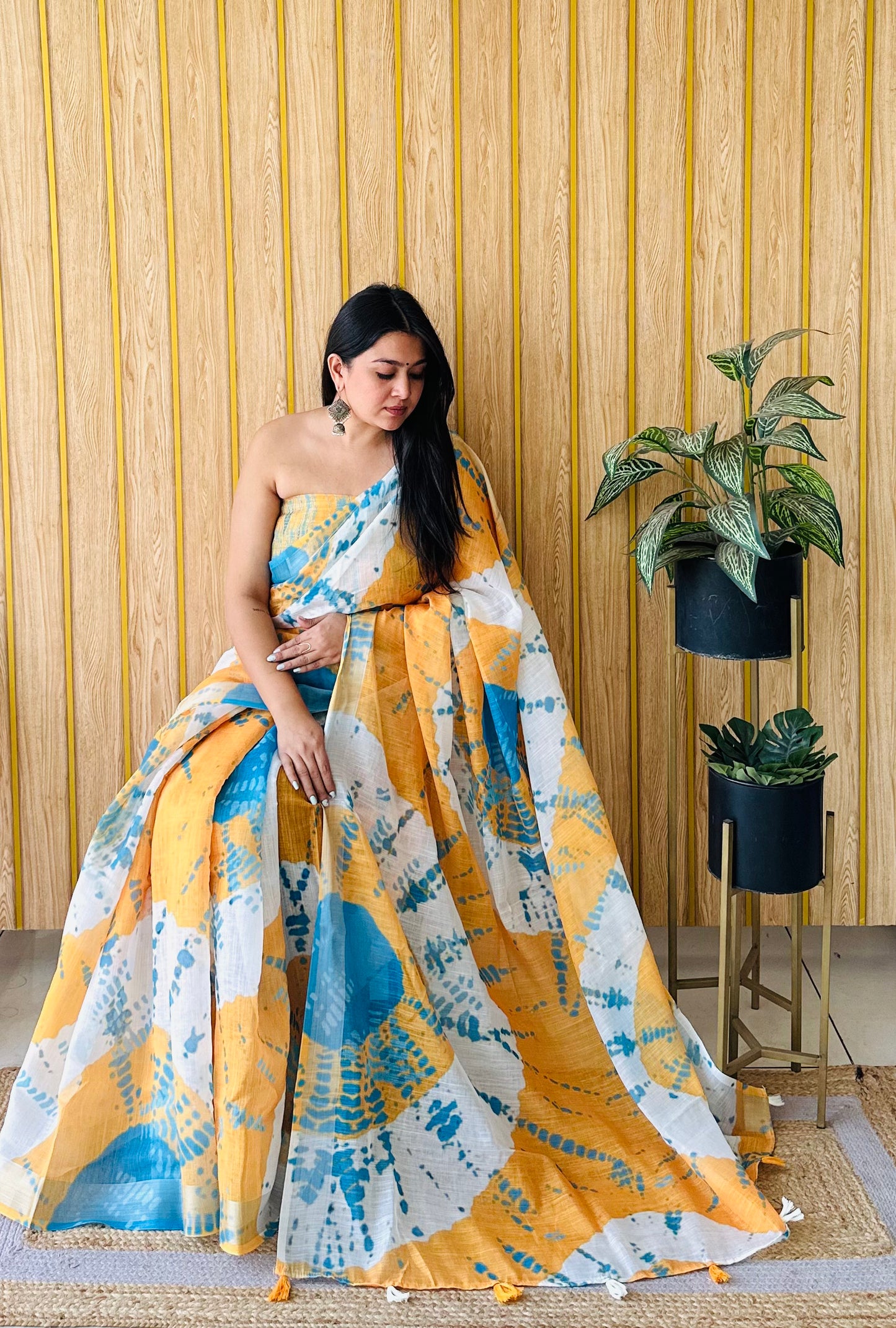 White Aarya-2 Soft Linen Cotton Digital Print Sarees With Batik Print With Silver Border
