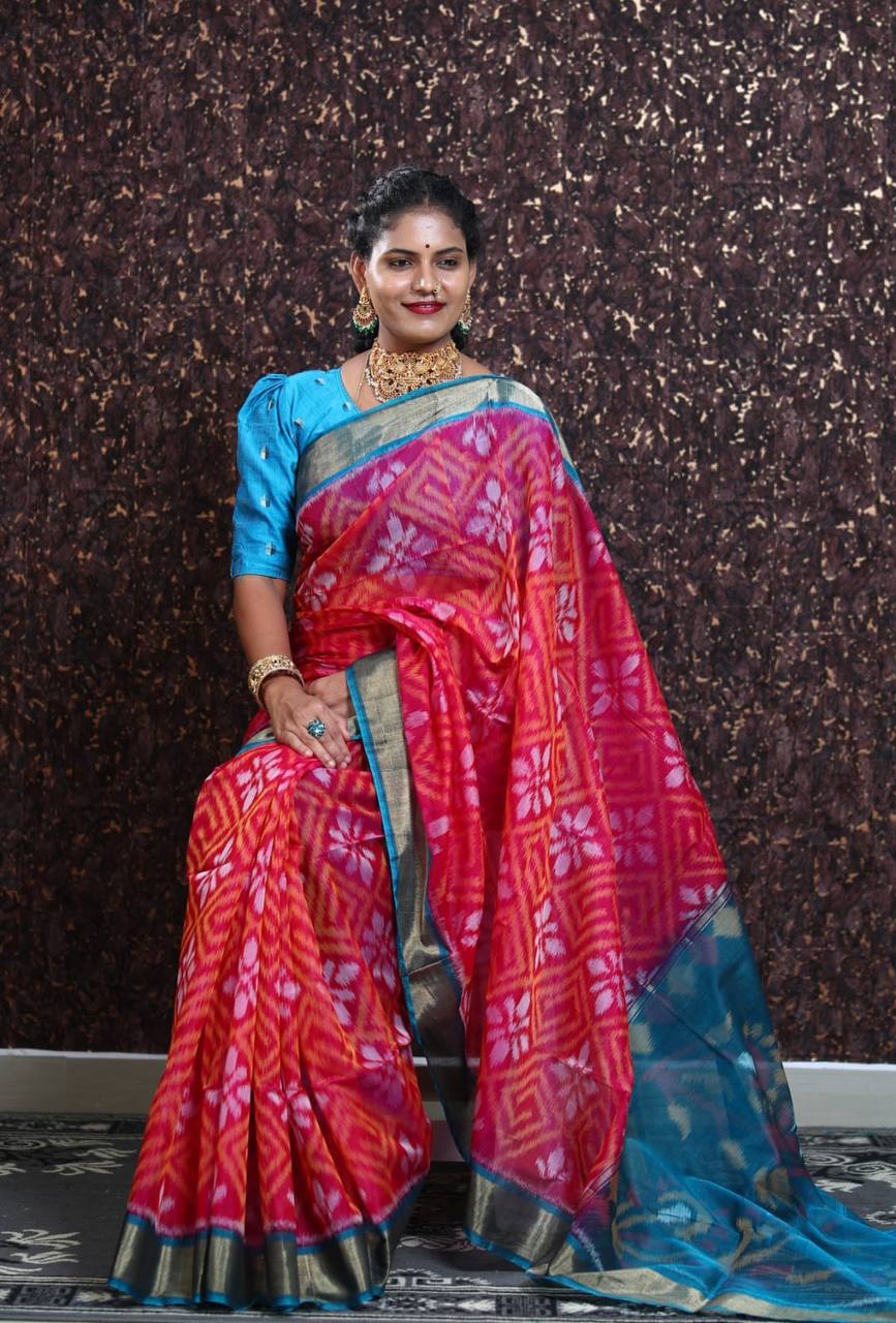 Red Pramila Patola Digital Print With Golden Weaving Border & Digital Printed Ikkat Design Pallu