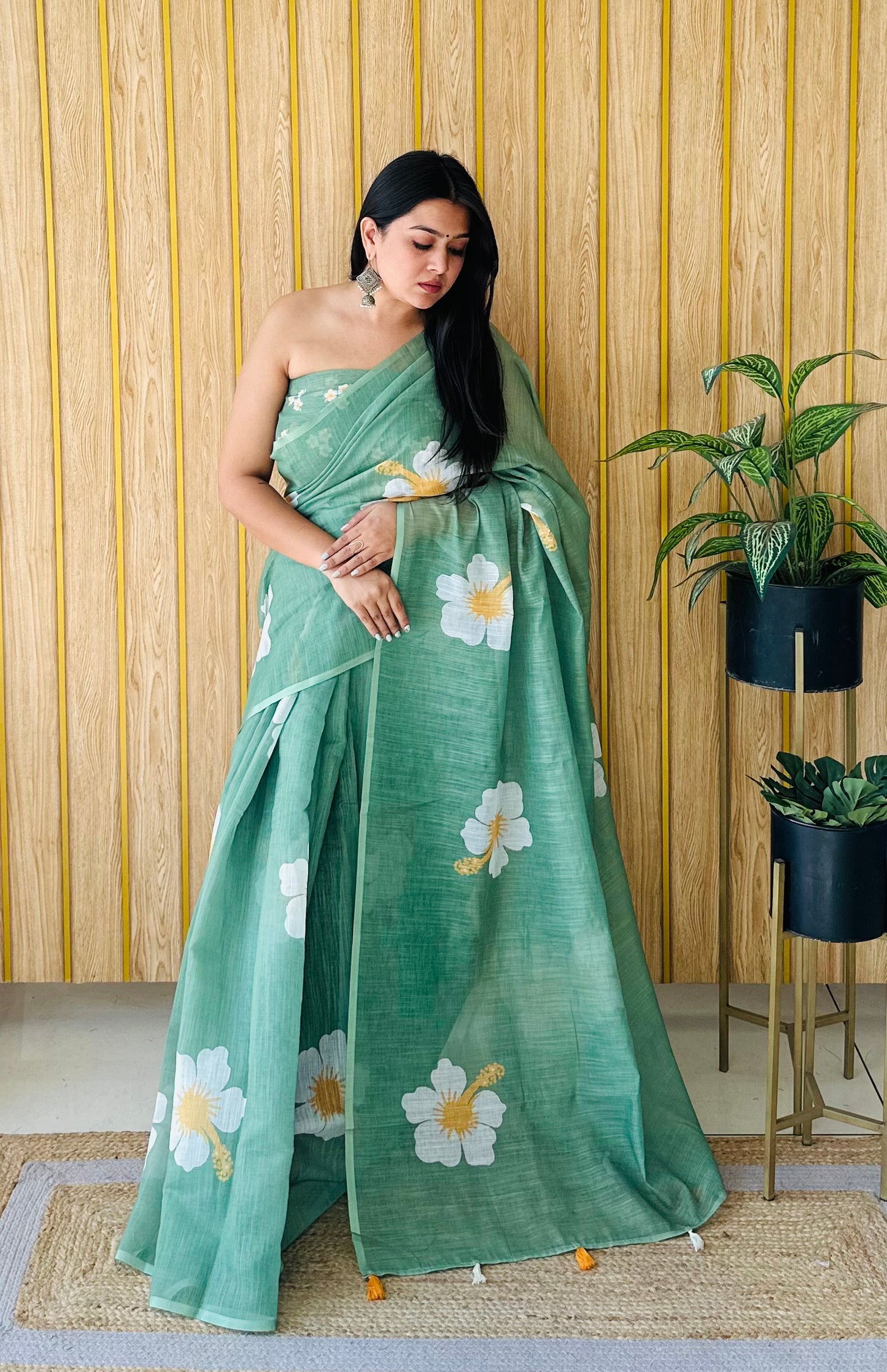 Green Champa-2 Soft Linen Cotton Digital Print Sarees With Flower Print & Printed Pallu