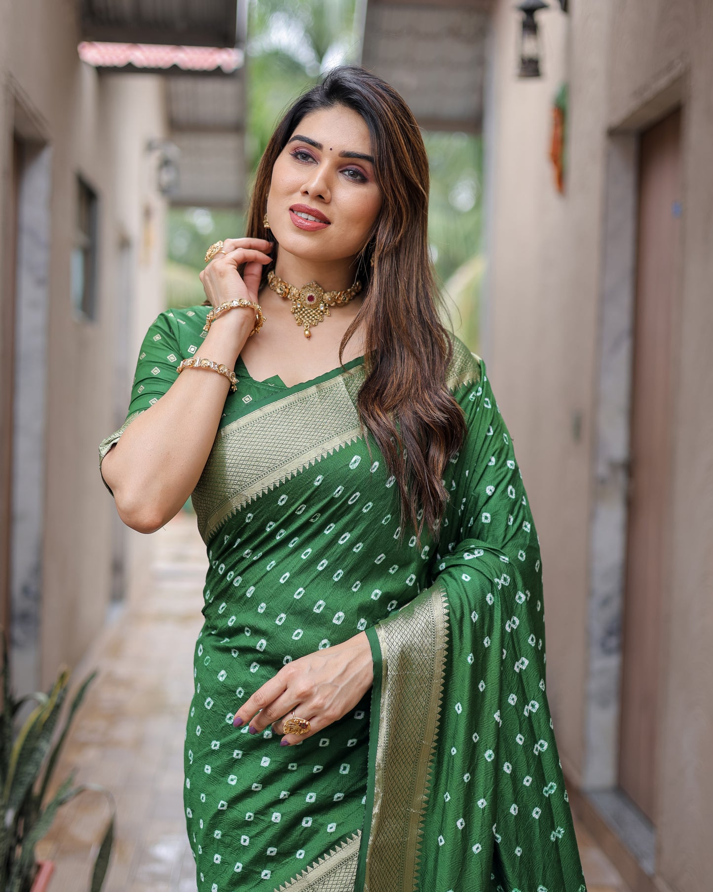 Green Yashomati Dola Soft Silk Bandhej Sarees With Awesome Two Sides Jari Border & Paithani Style Rich Pallu