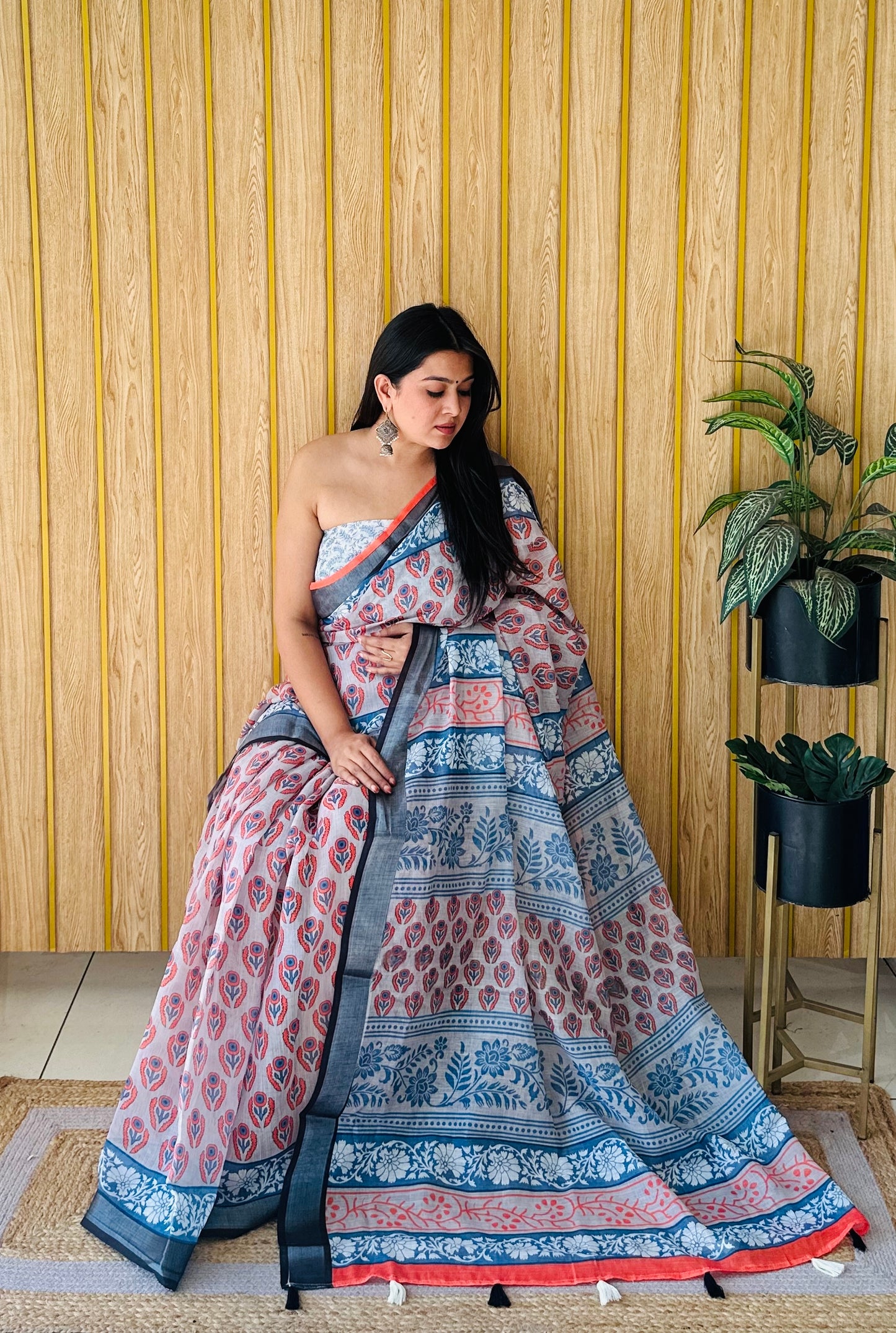 Multi Shukriya Soft Linen Cotton Digital Print Saree With Batik Print With Silver Border