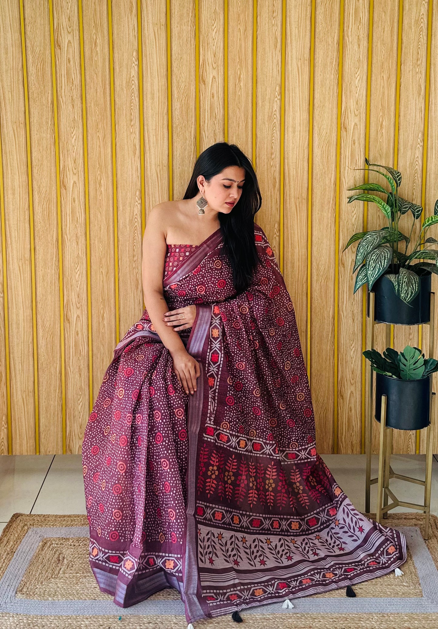 Brown Namrata Soft Linen Cotton Digital Print Sarees With Batik Print With Silver Border
