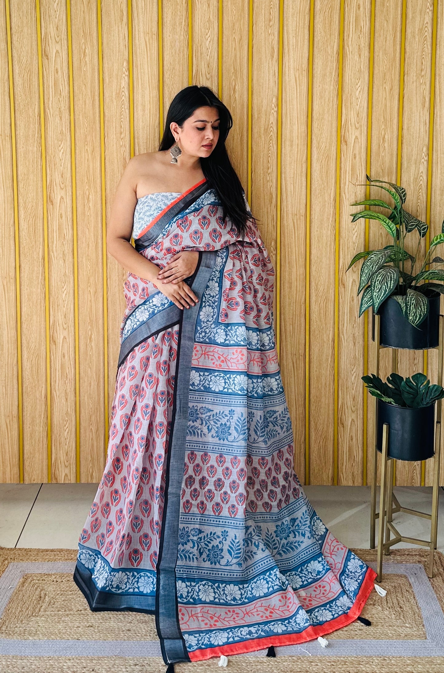 Multi Shukriya Soft Linen Cotton Digital Print Saree With Batik Print With Silver Border