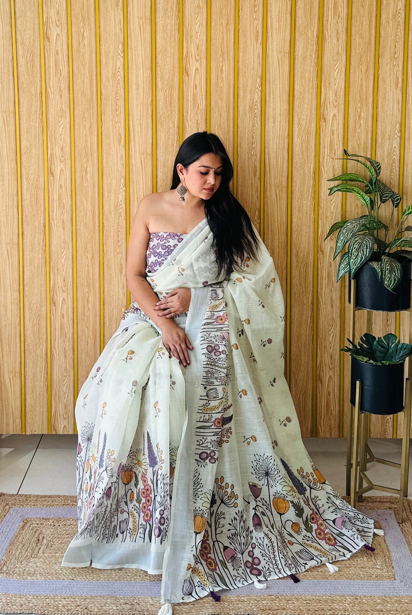 Pastal Yellow Ritika Soft Linen Cotton Digital Print Saree With Batik Print With Silver Border