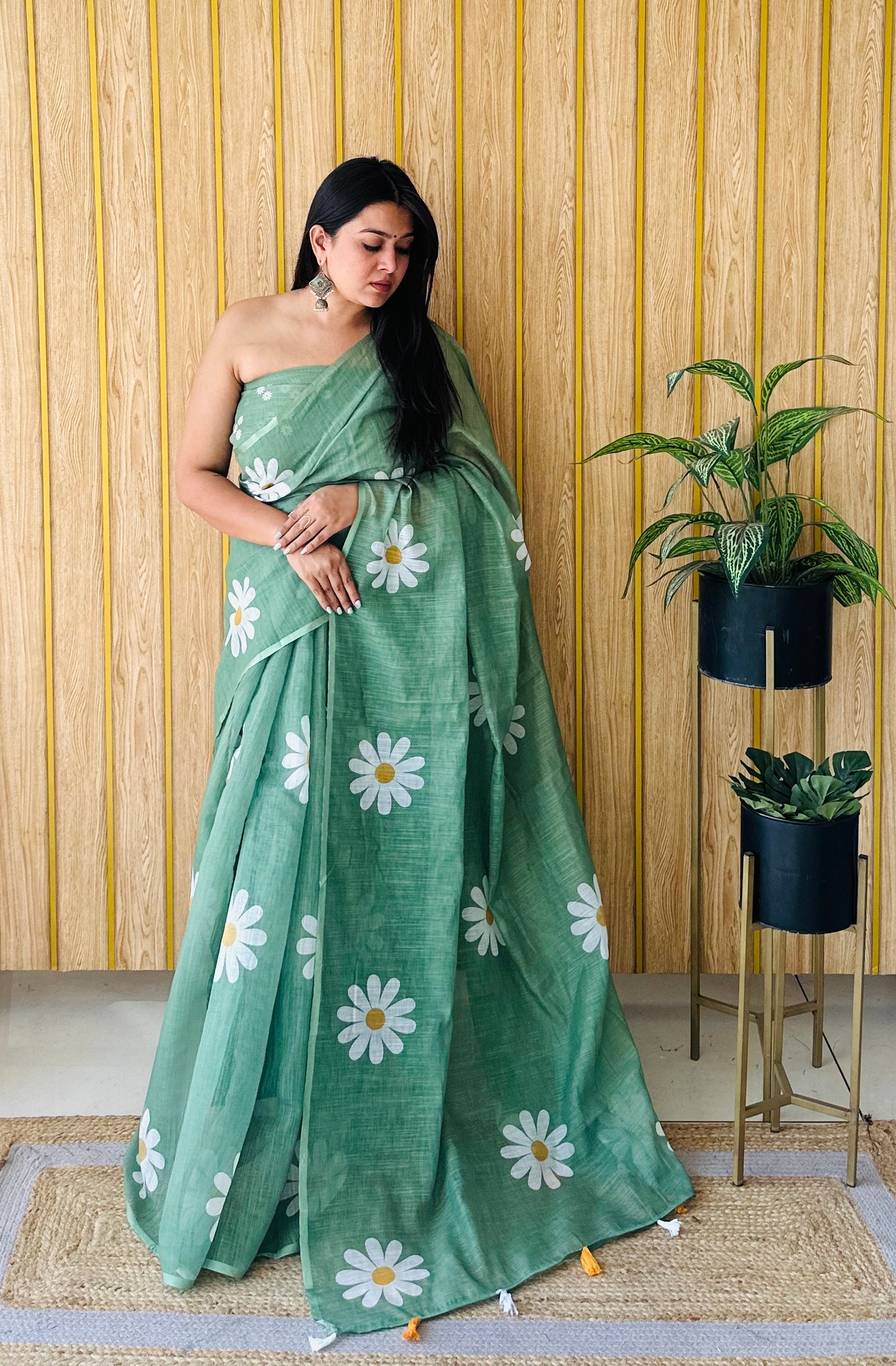 Green Champa-1 Soft Linen Cotton Digital Print Sarees With Flower Print & Printed Pallu