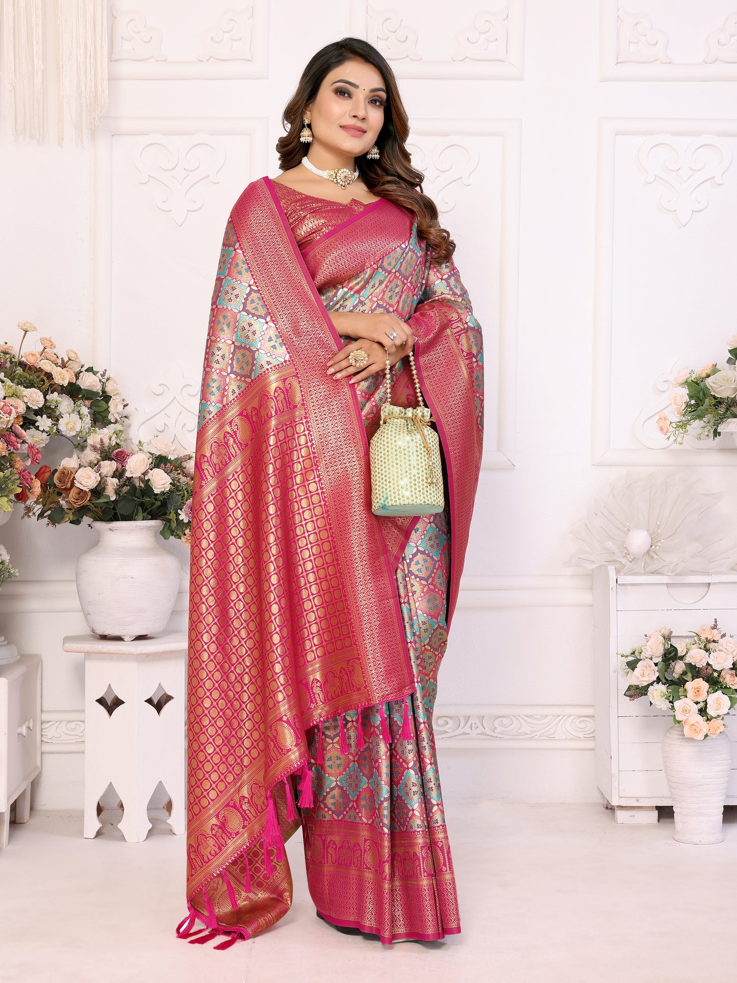 Multi-color Chaturi-2 Banarasi Chaturi silk saree Jari weaving Border and Weaving rich pallu