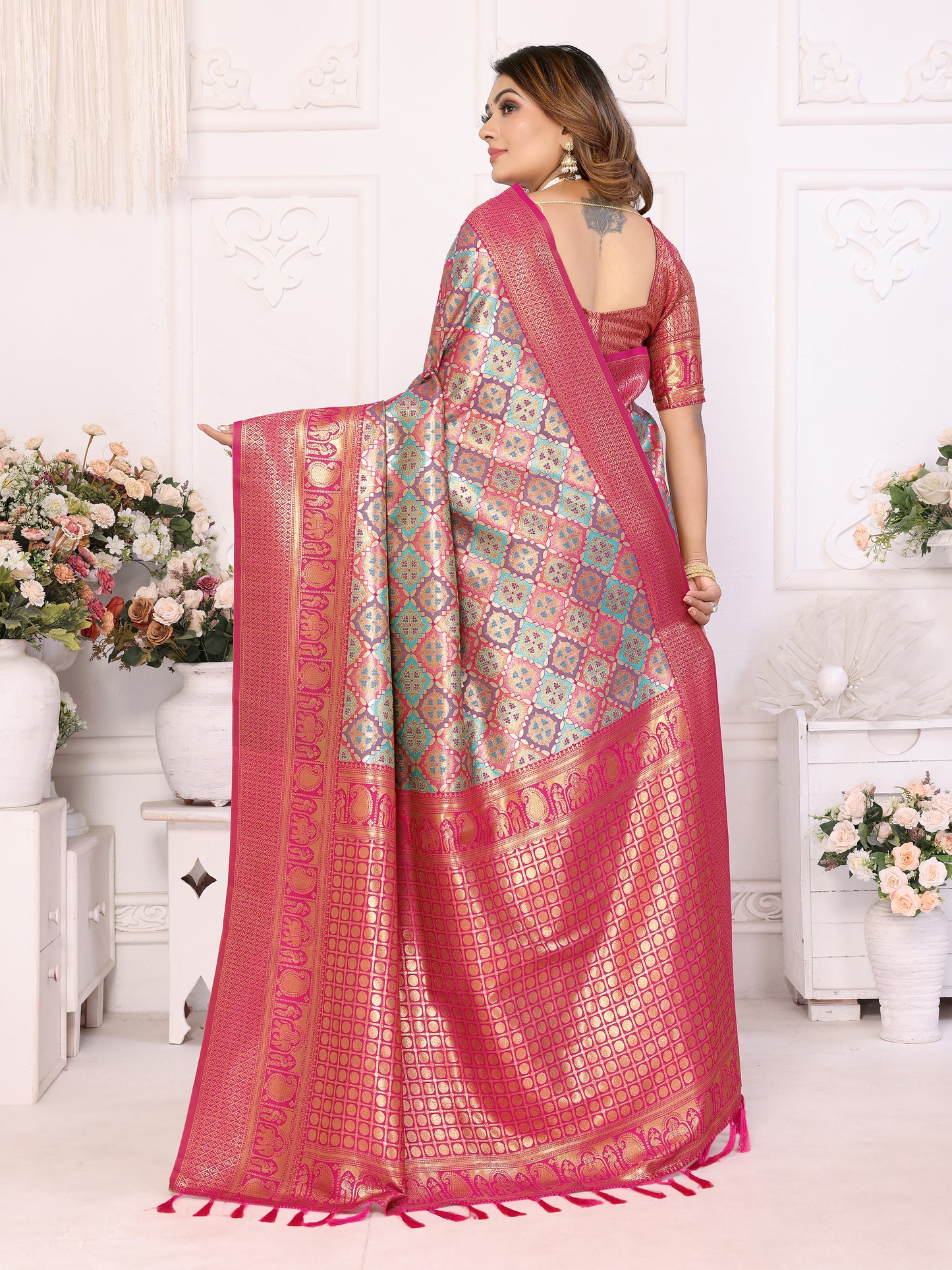 Multi-color Chaturi-2 Banarasi Chaturi silk saree Jari weaving Border and Weaving rich pallu