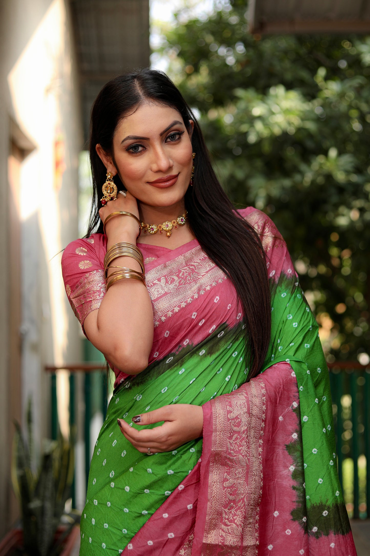 Light Green Vahini Pure Bandhej Silk Saree With Bandhej Border & Zari Weaving Rich Tissue Pallu