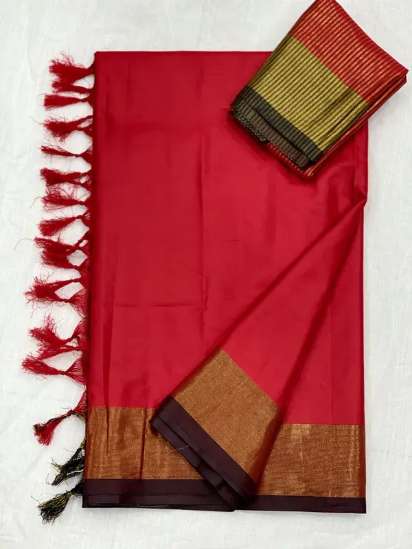 Red Color Cotton Linen Saree With Unstitched Blouse Piece
