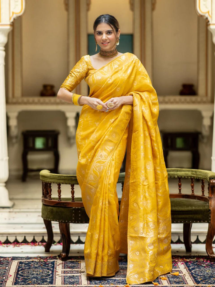 Yellow Color Kanjivaram silk saree Jari Work With Blouse Piece