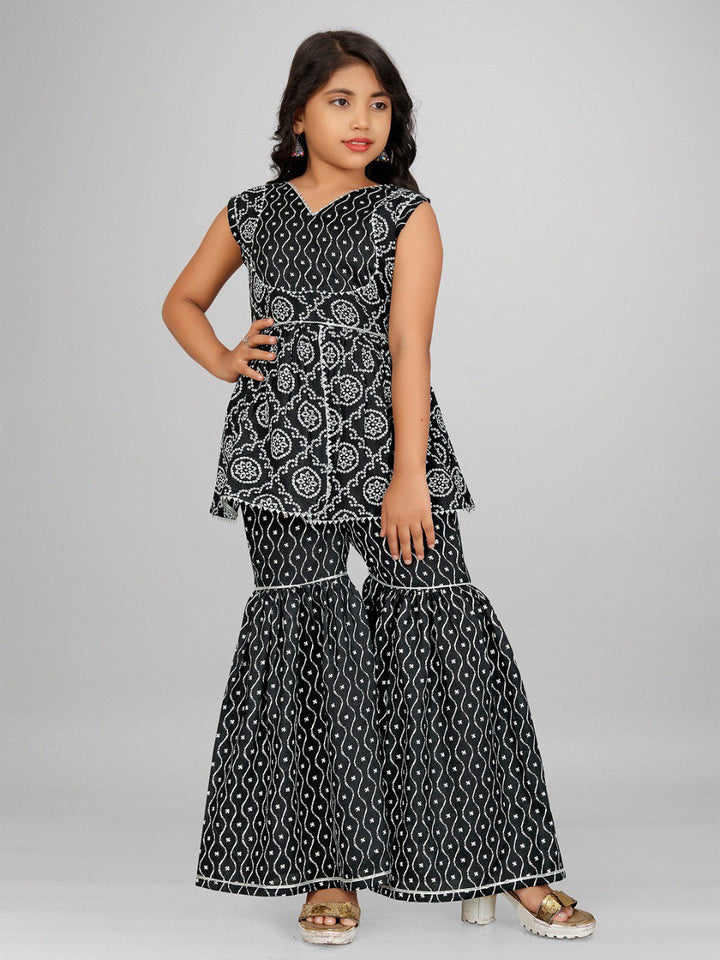 Black Colour Reyon Printed Gotta patti lace Top with sharara Dupatta set(3 PICS)