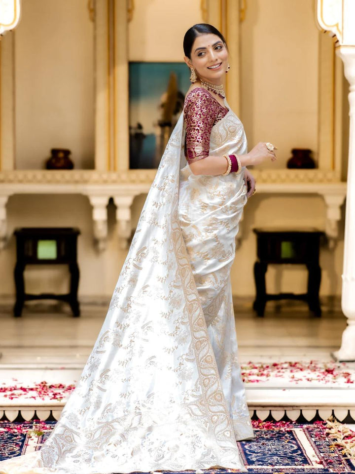 White Color Kanjivaram silk saree Jari Work With Blouse Piece