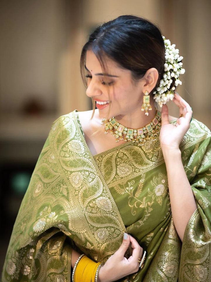 Mehndi Color Kanjivaram silk saree Jari Work With Blouse Piece