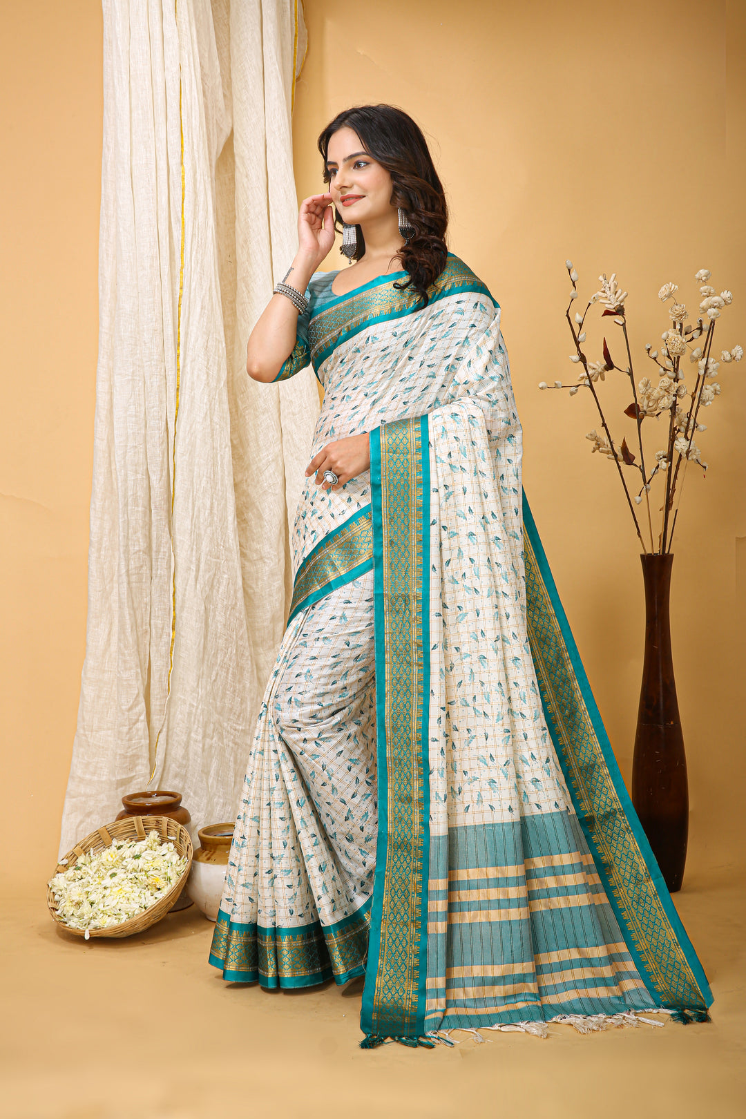 Sea Green Color soft cotton Silk With Pure Zari Work With Beautiful Print On Saree