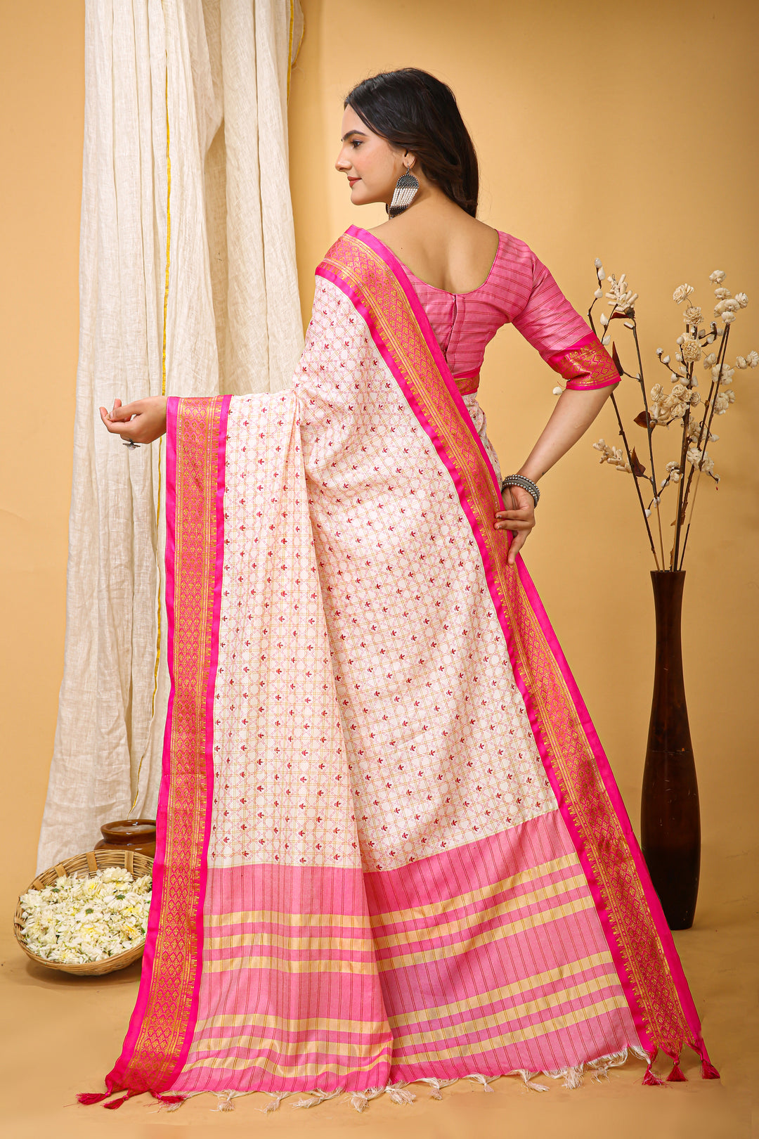 Pink Colour Soft Cotton Silk Pure Zari Work With Beautiful Print On Saree
