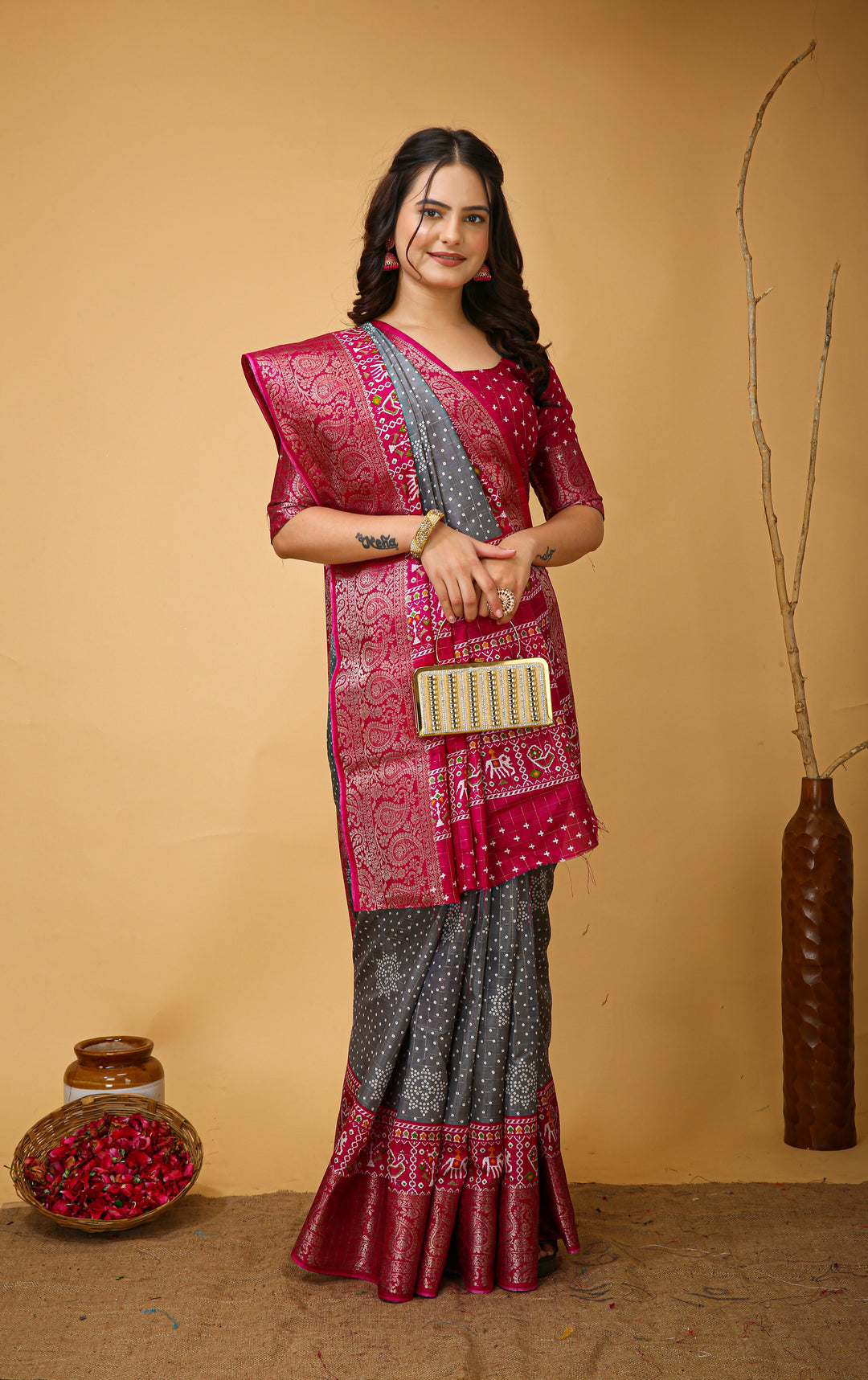 Gray Colour soft Dola cotton Kalamkari print saree with jecard kanjivaram zari border