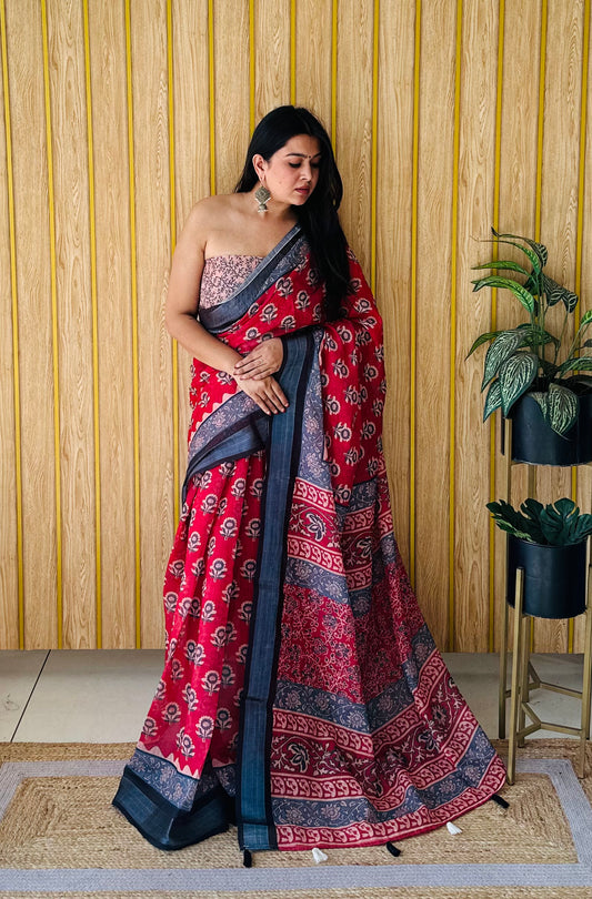 Red Shukriya Soft Linen Cotton Digital Print Saree With Batik Print With Silver Border