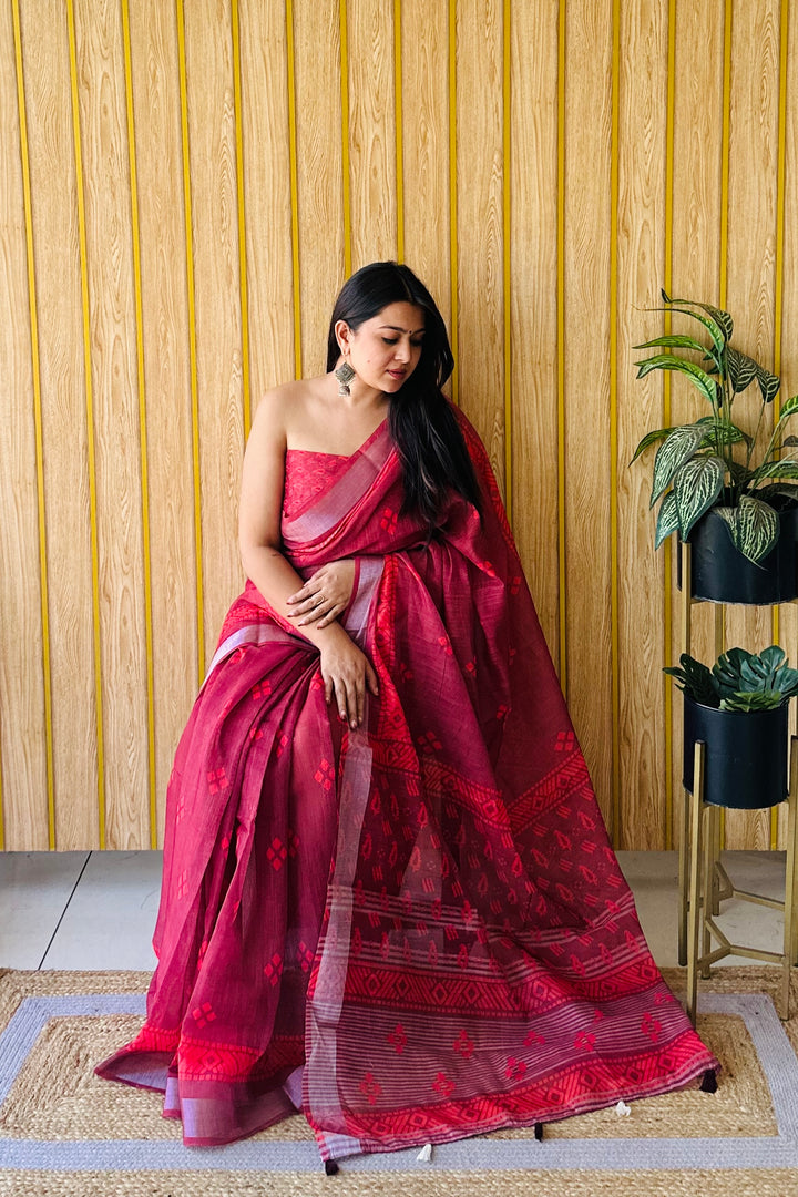 Maroon Khushboo Soft Linen Cotton Digital Print Sarees With Batik Print With Silver Border