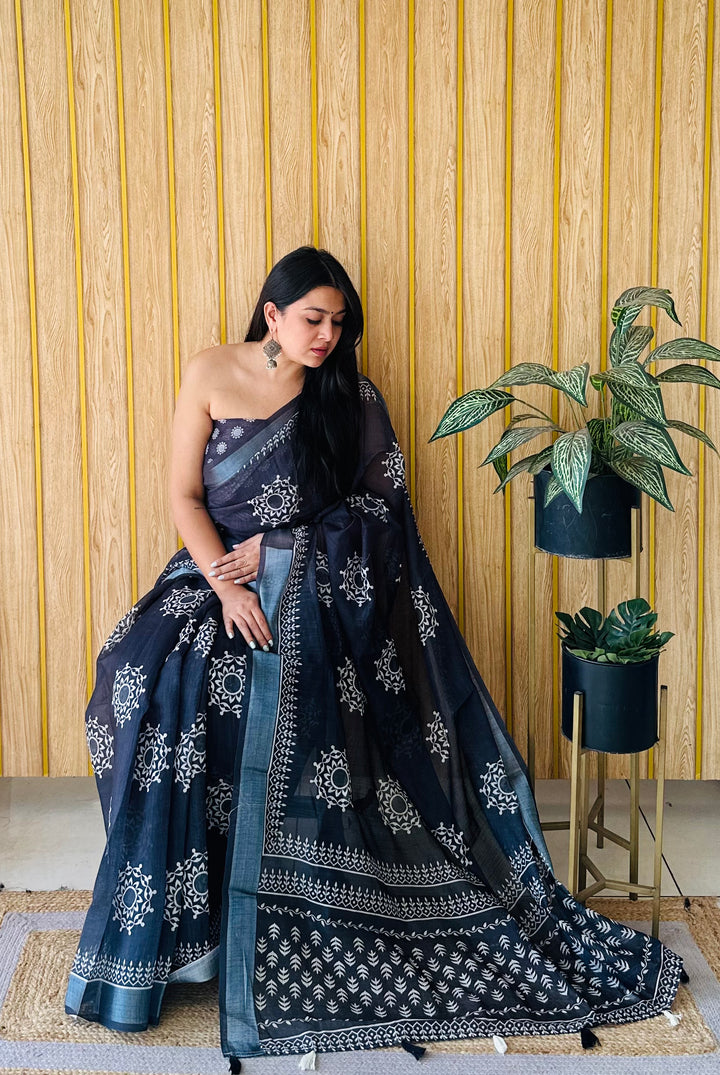 Black Aarya-2 Soft Linen Cotton Digital Print Sarees With Batik Print With Silver Border