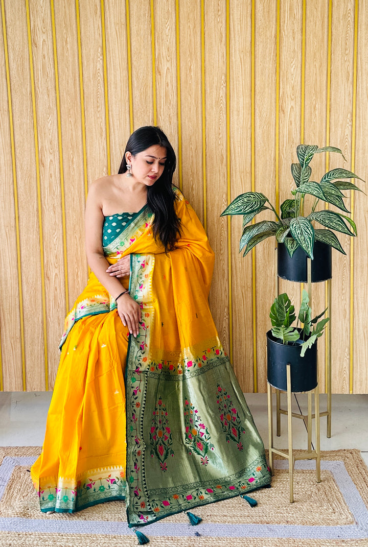 Yellow Shabri Paithani Soft  Silk Sarees Weaved With Buttas Pattern & Contrast Concept