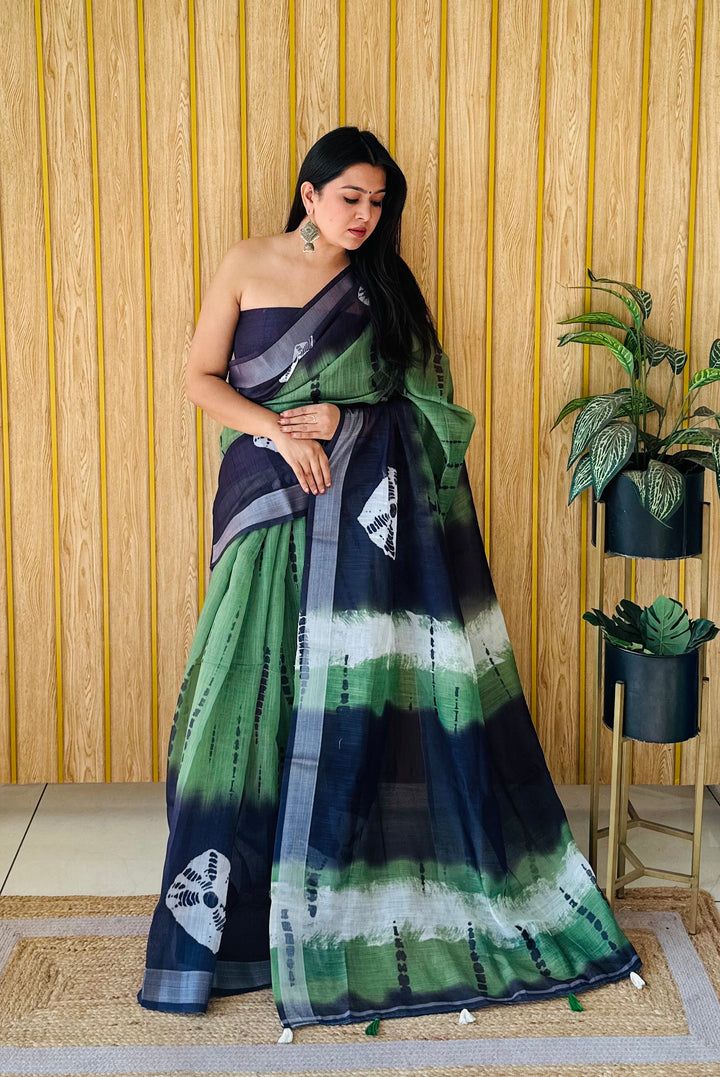 Green Namrata Soft Linen Cotton Digital Print Sarees With Batik Print With Silver Border