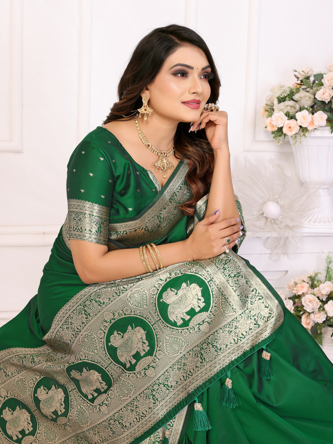 Green Rani Banarasi silk sarees saree with beautiful Gala weaving exclusive work soft comfy