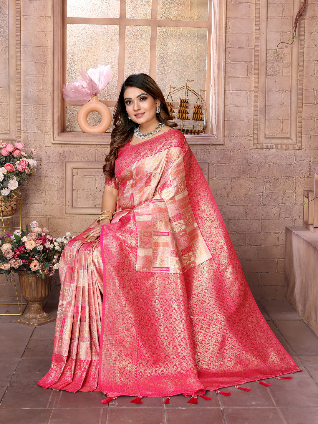 Peach Somya Banarasi Chaturi silk saree ,Jari weaving Border and Weaving rich pallu