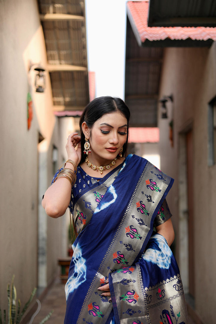 Navy Blue Vatika Sibori Print Paithani Silk Sarees With Gold Zari Paithani Border & Contrast Rich Pallu