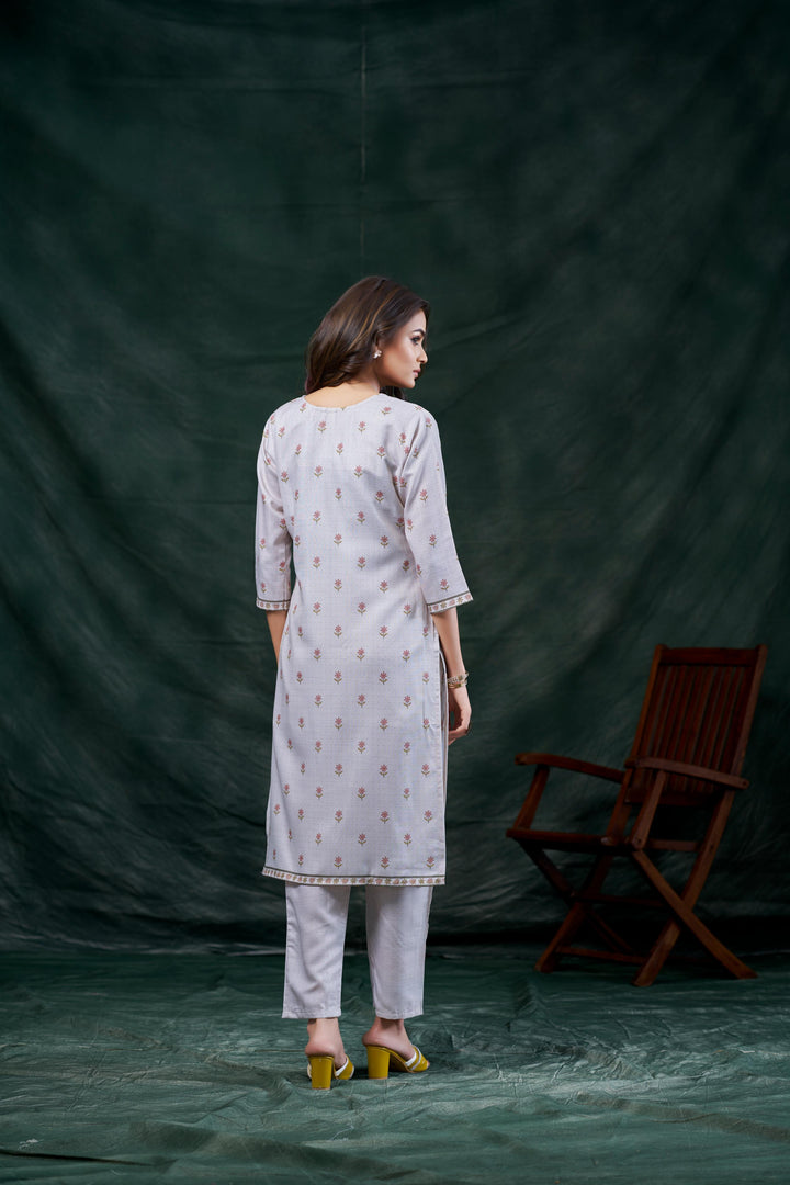 White Color Cotton Lilen With Print And Embroidery Work Kurti