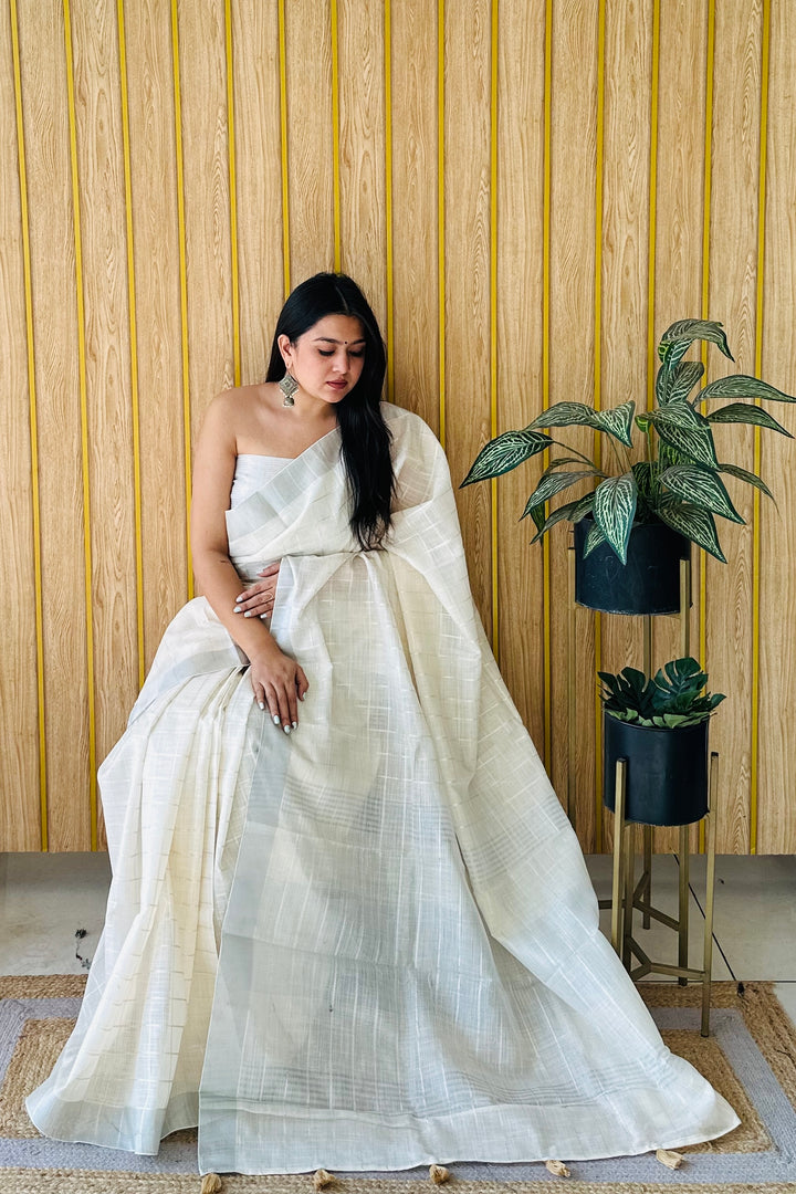 Beige Ridhdhi Linen Chex Concept Sarees With Ached Weaving All Over Saree