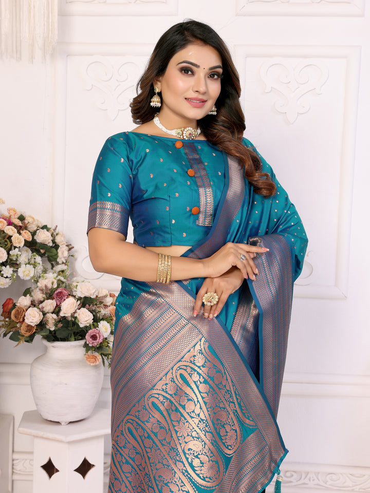 Sky Blue Sudarshana Soft Silk Saree With Weaving Butties & weaving Zari Border And Rich Pallu