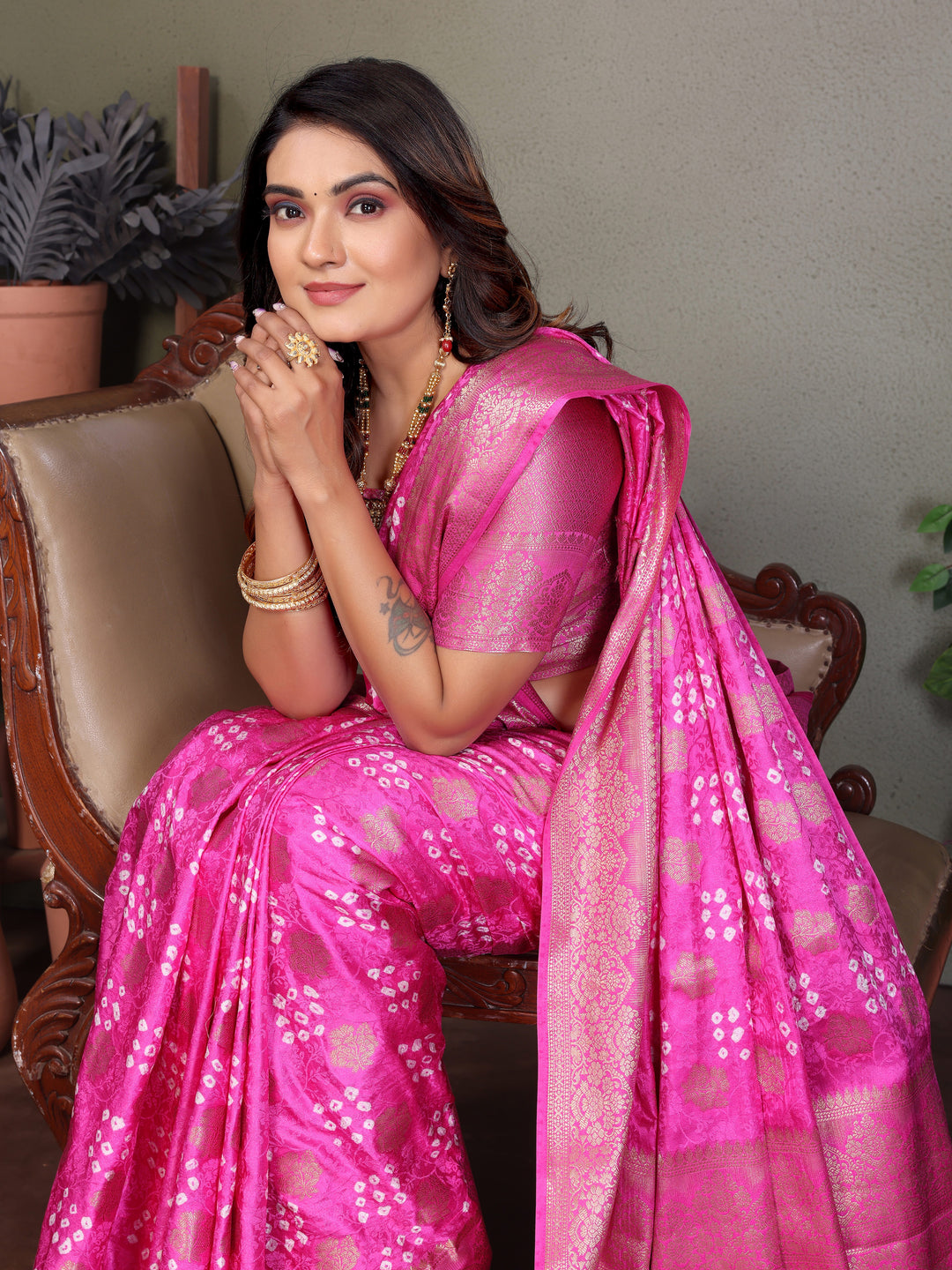 Pink Shakuntala Bandhej Silk Saree With Zari Weaving Butta & Zari Rich Pallu With Beautiful Design & Broad Border