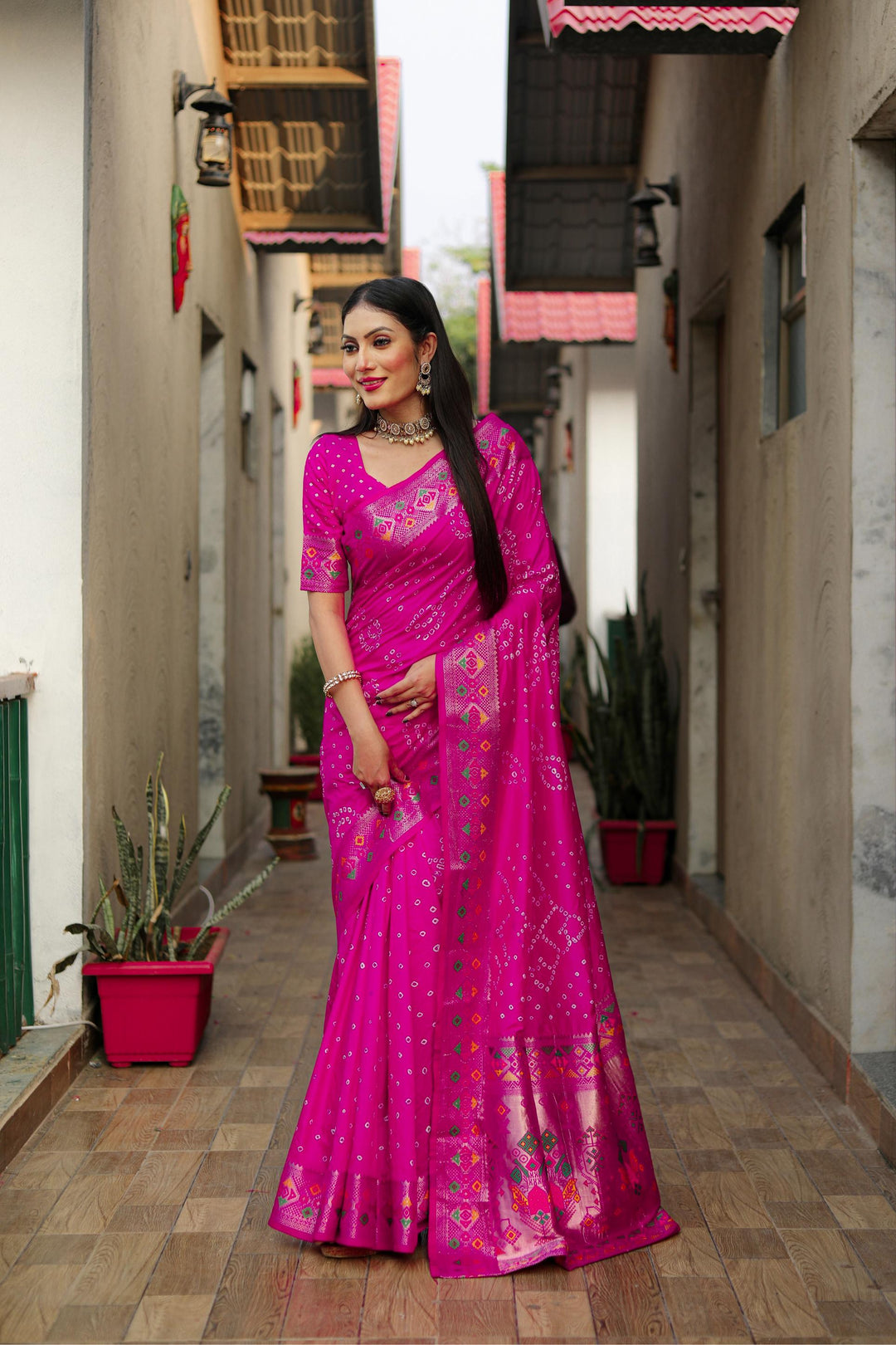 Magenta Mayraa Pure Bandhej Silk Saree With Patola Border Zari Weaving Paithani And Paithani Rich Pallu