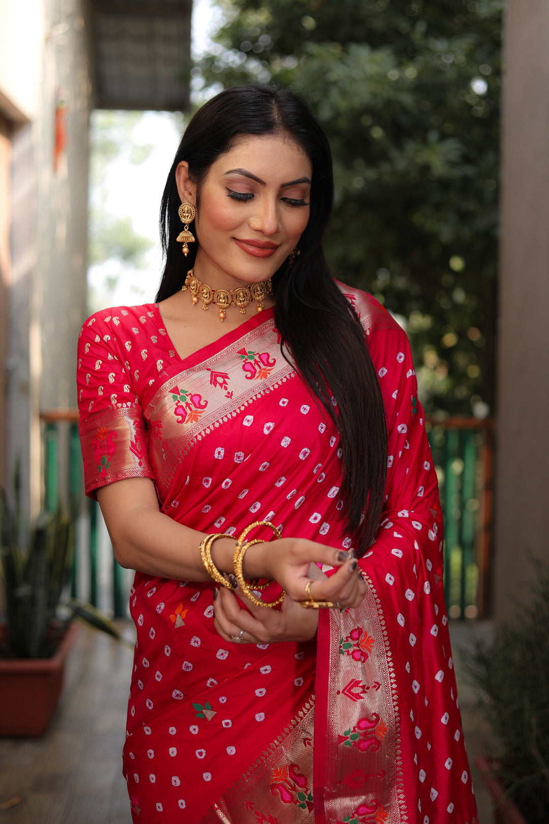 Red Yogeshwari Dola Soft Silk Bandhej Saree With Jari Border & Weaving Paithani Style Rich Pallu