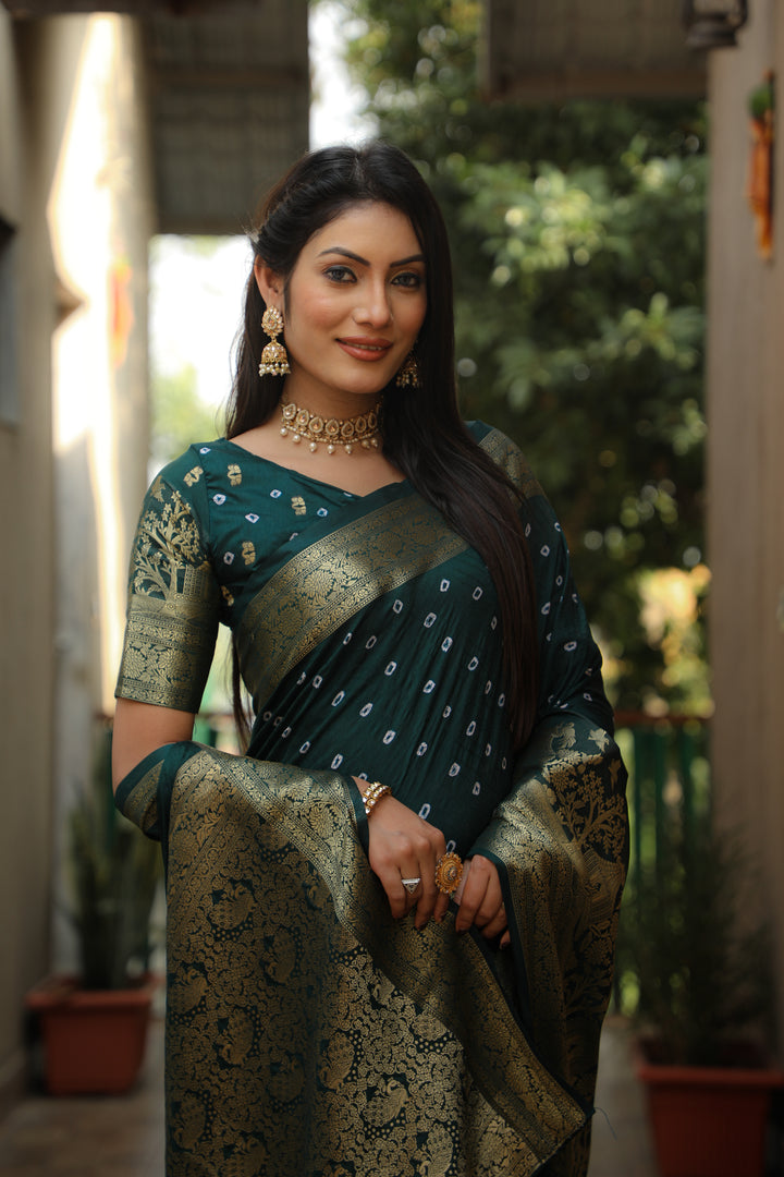 Green Suvarna-3 Bandhej Kanjivaram silk saree And Kanjivaram Border with Zari Weaving Rich Pallu