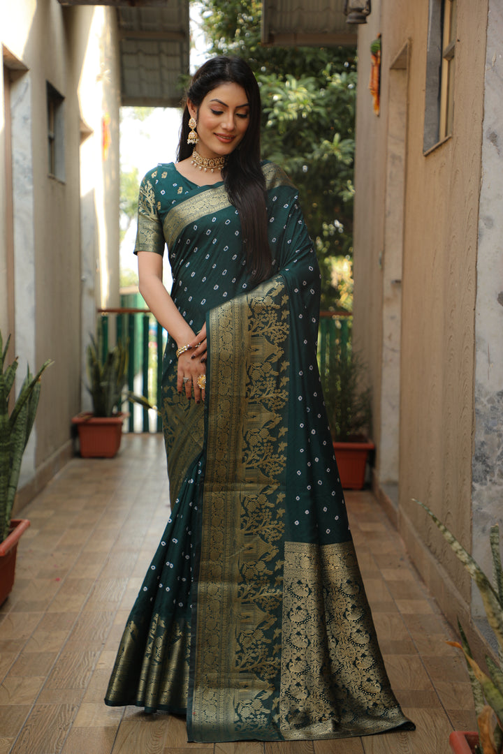 Green Suvarna-3 Bandhej Kanjivaram silk saree And Kanjivaram Border with Zari Weaving Rich Pallu