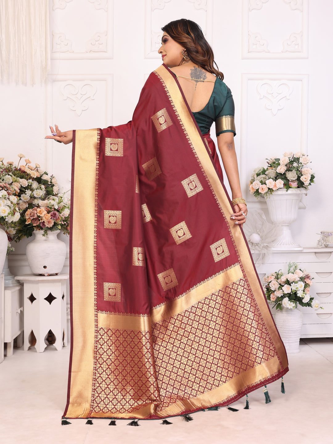 Maroon Sameera Lichi soft Silk sarees & woven Butta concept With woven Zari borders both sides
