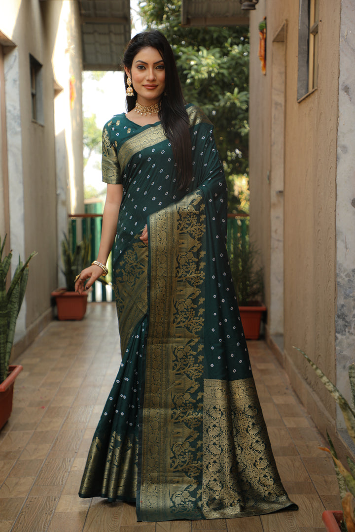 Green Suvarna-3 Bandhej Kanjivaram silk saree And Kanjivaram Border with Zari Weaving Rich Pallu