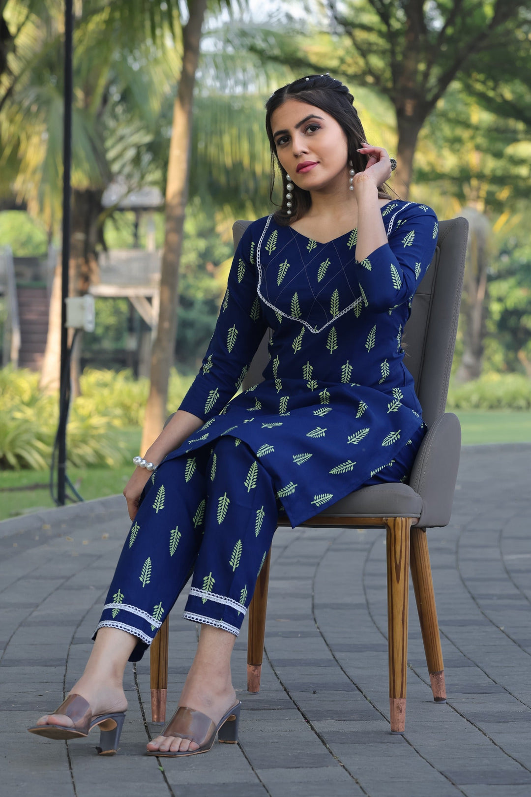 Navy Blue Color Cotton Blend Digital Print Kurta With Pant Set