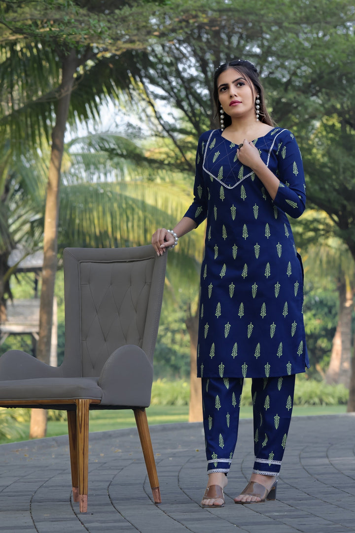 Navy Blue Color Cotton Blend Digital Print Kurta With Pant Set