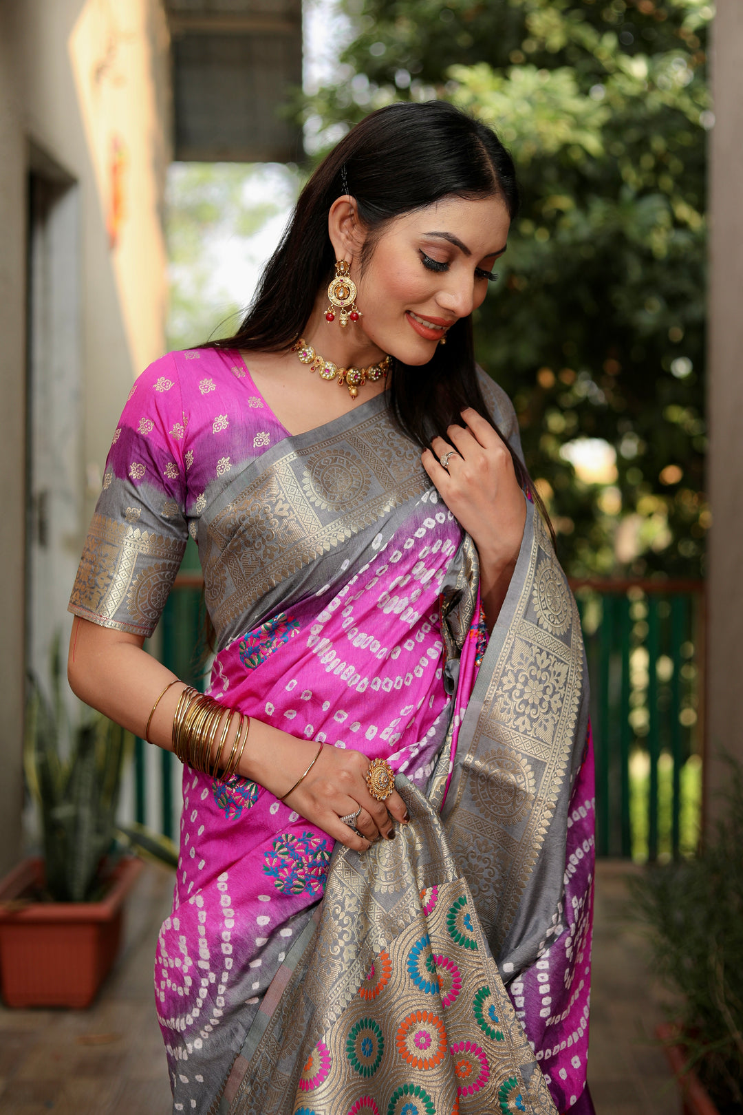 Light pink Ishani Pure Bandhej Silk Saree Minakari Weaving Butta With Zari