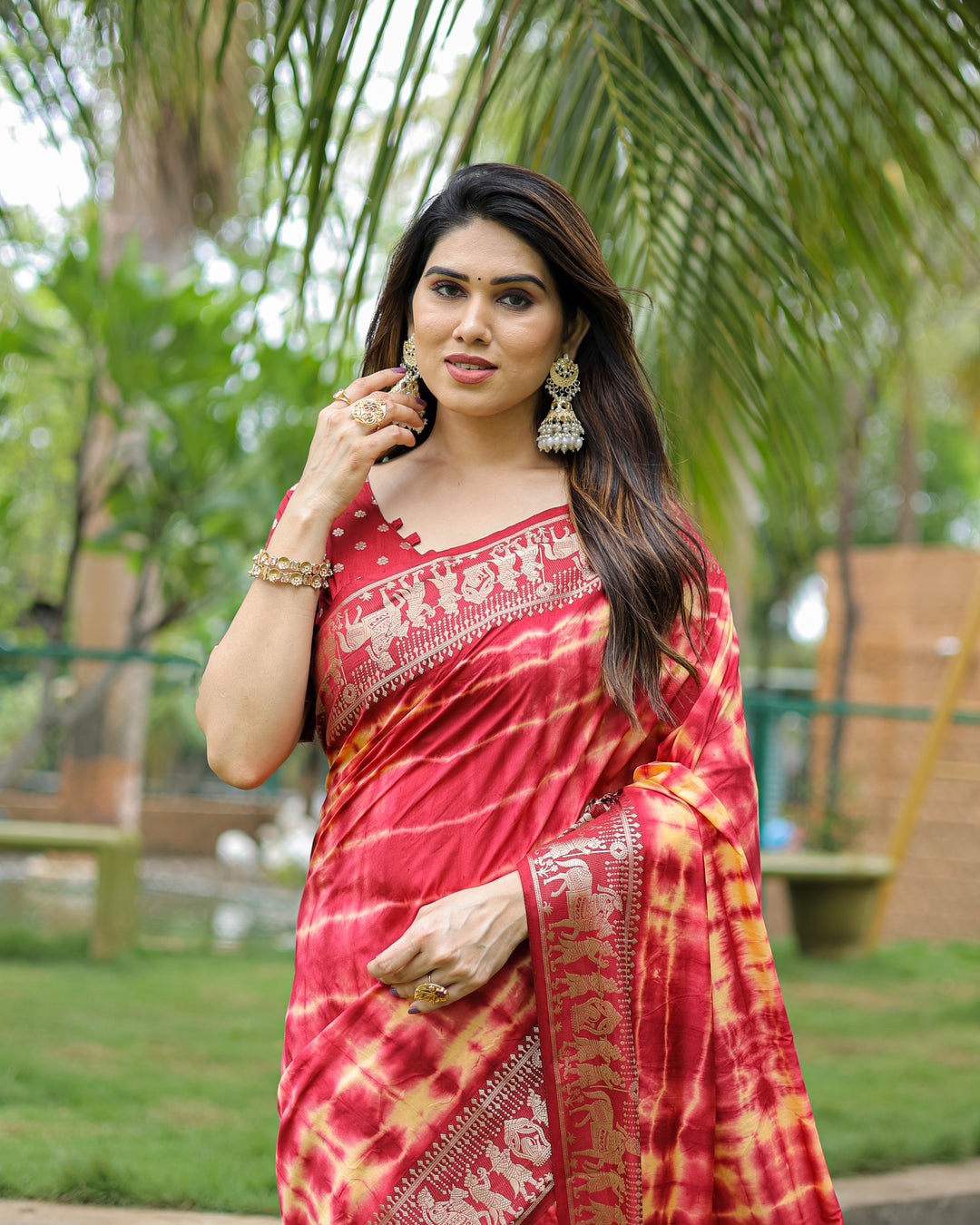 Maroon Rangavelly Sibori Print Paithani Silk Sarees With Gold Zari Paithani Border & Contrast Rich Pallu