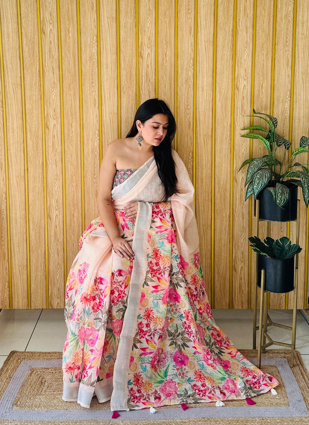 Peach Mayuri Soft Linen Cotton Digital Print Saree With Batik Print With Silver Border