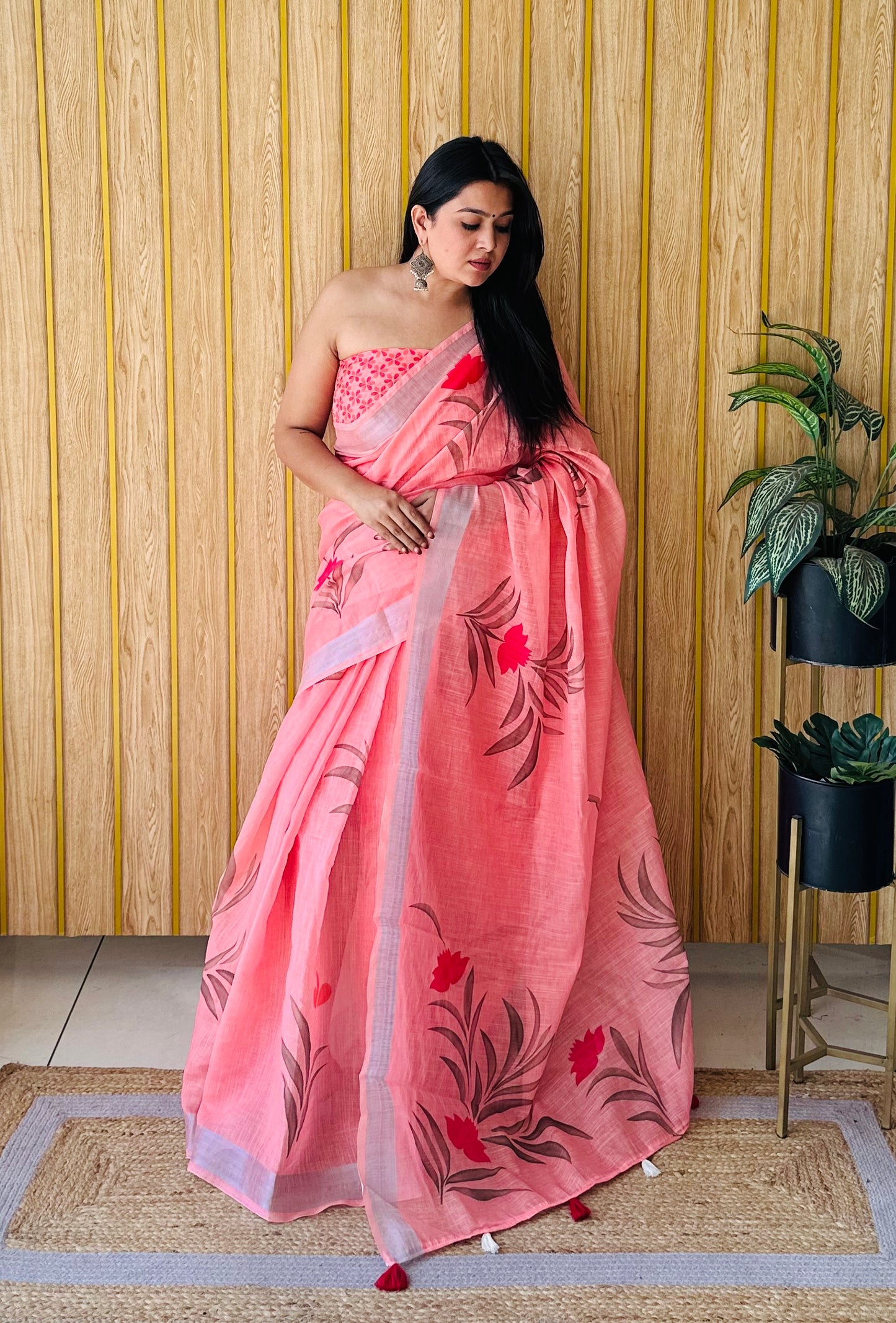 Peach Namrata Soft Linen Cotton Digital Print Sarees With Batik Print With Silver Border