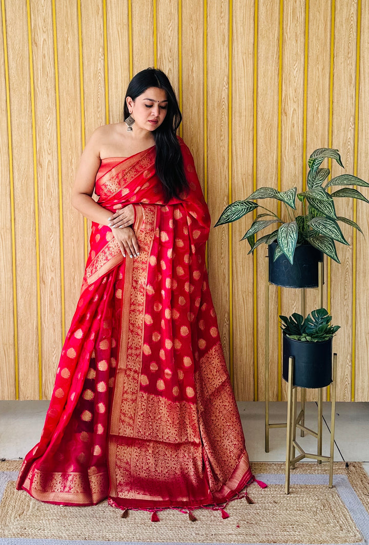 Dark Pink Sitara Soft Gimichu Silk Saree And Jari Weaving Border With Exclusive Jari Rich Pallu