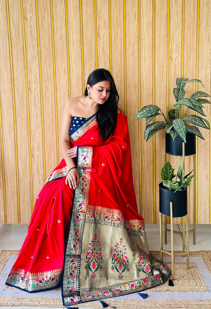 Red Shabri Paithani Soft  Silk Sarees Weaved With Buttas Pattern & Contrast Concept