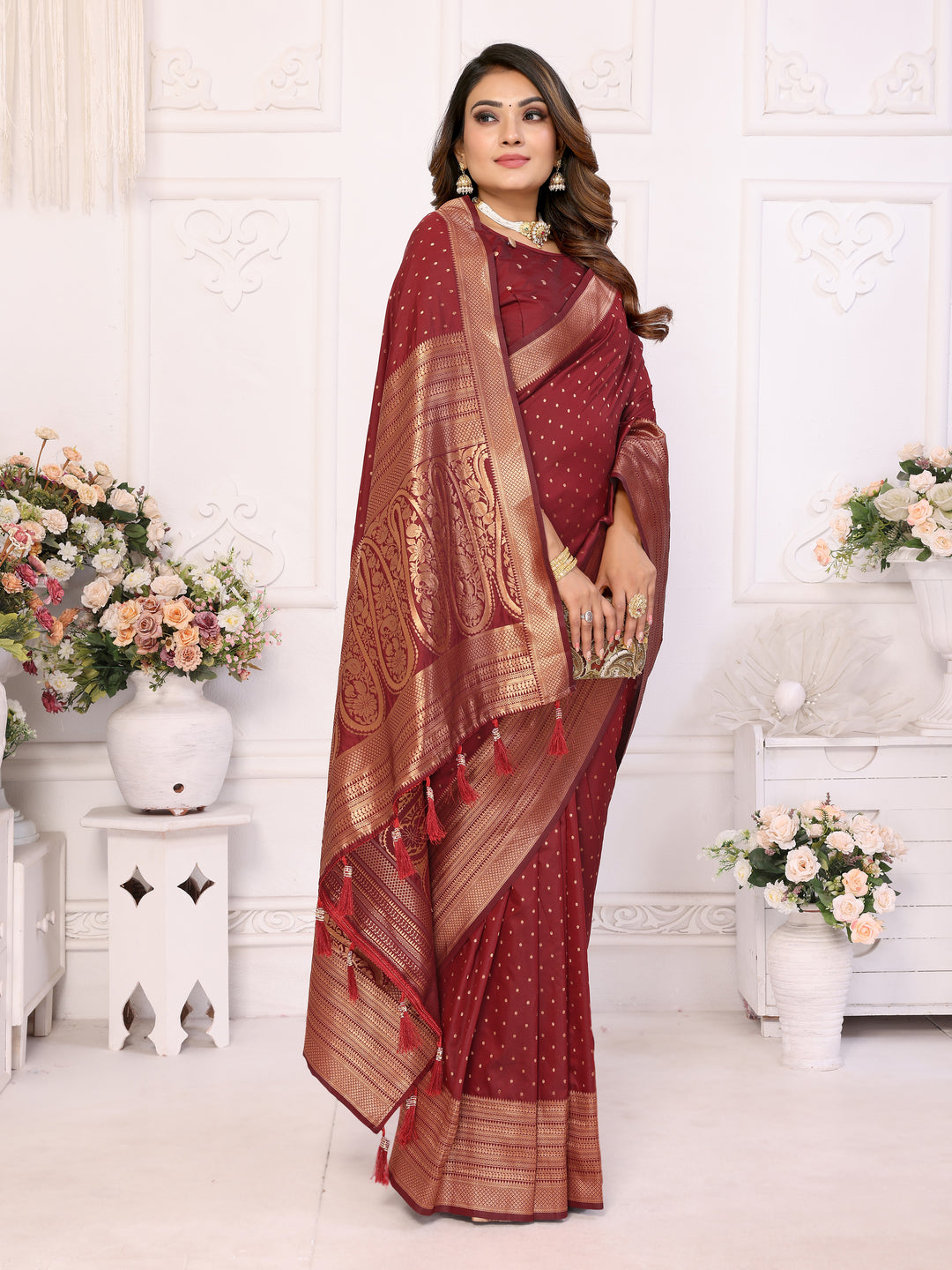 Maroon Sudarshana Soft Silk Saree With Weaving Butties & weaving Zari Border And Rich Pallu