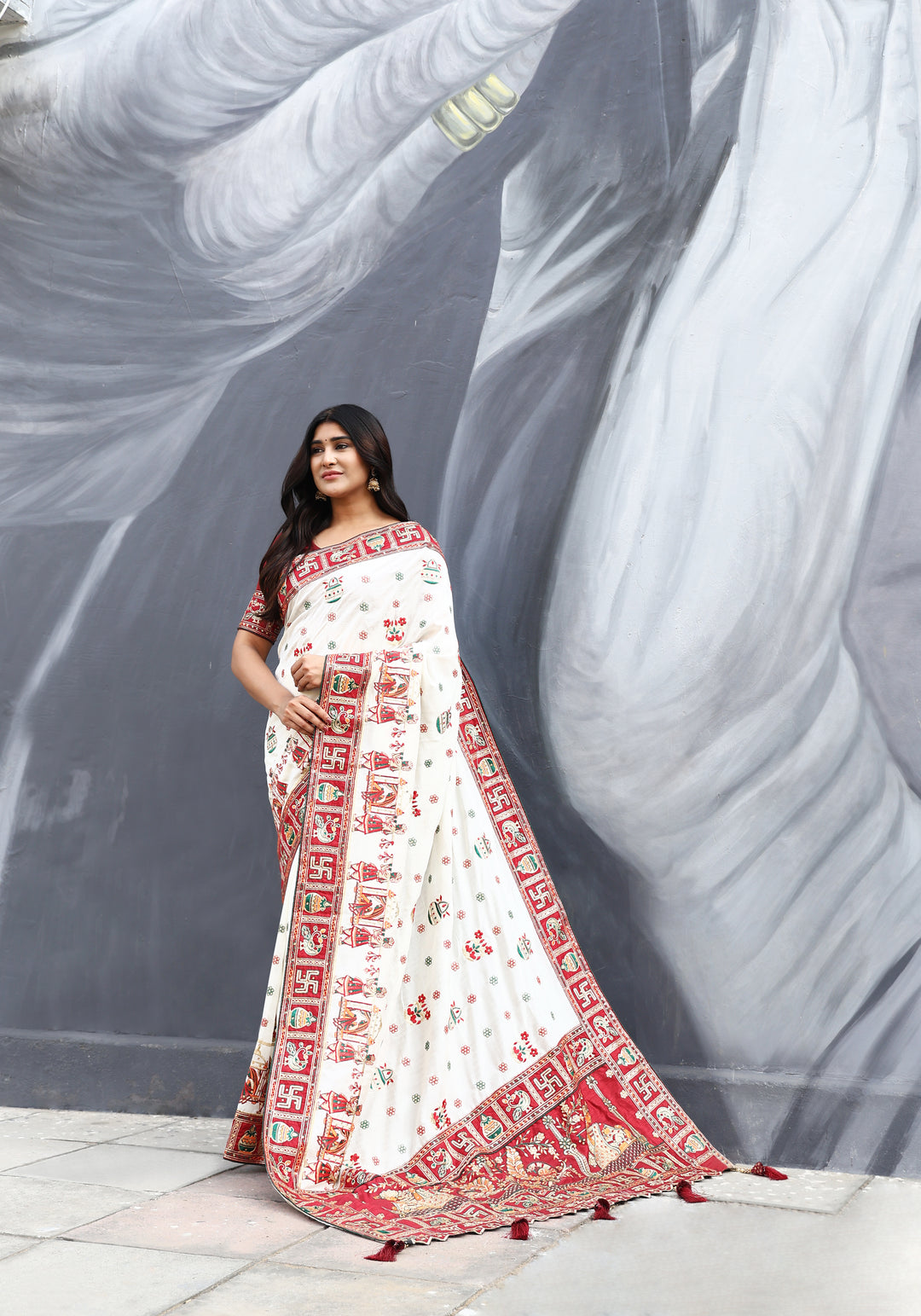 Off White Marron Colour Mahi Patel Embroiderd Panter Patola Saree For Special Occasion