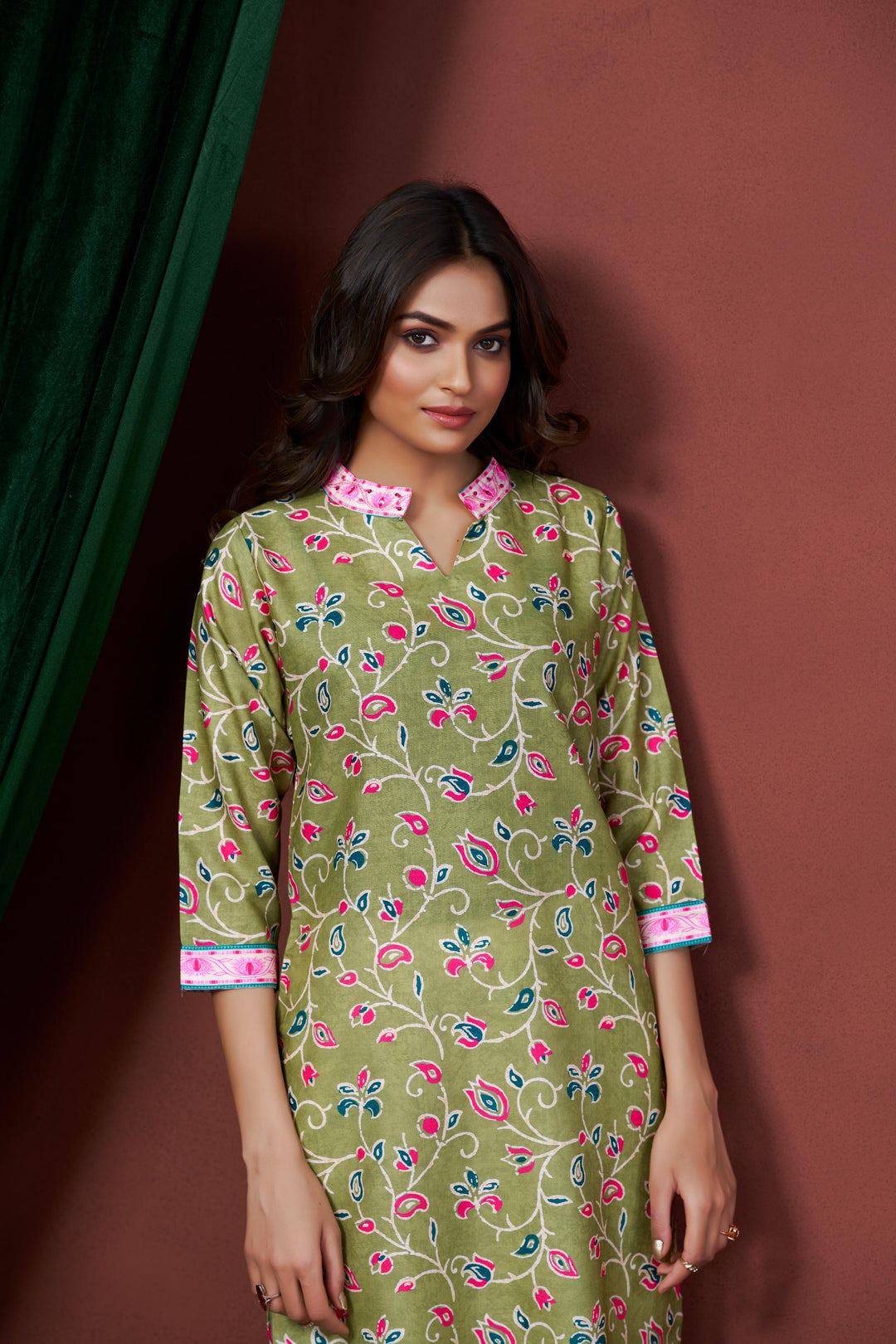 Green Color Cotton Lilen With Print And Embroidery Work Kurti